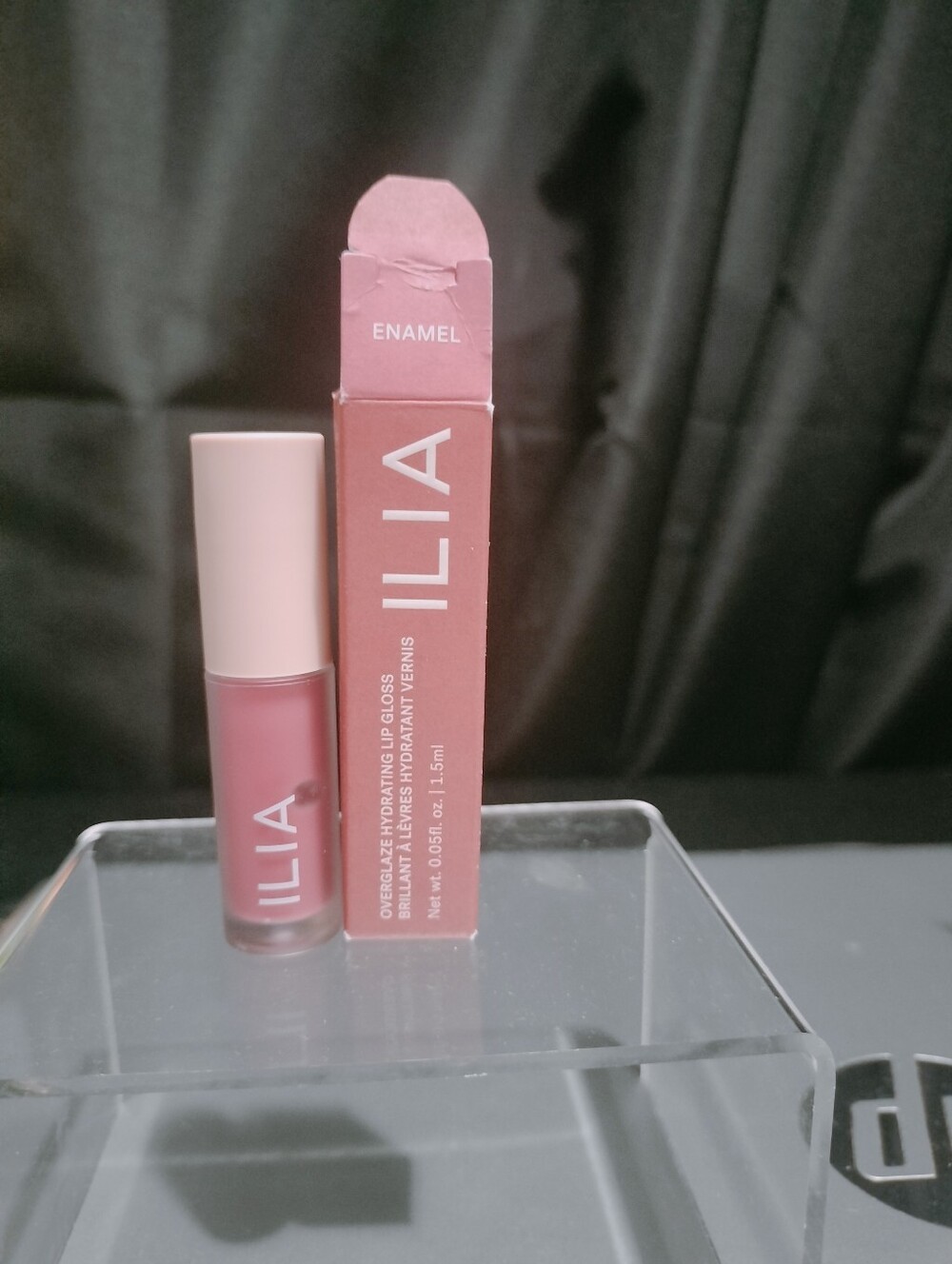 ILIA Overglaze Hydrating  Lip Gloss - Enamel